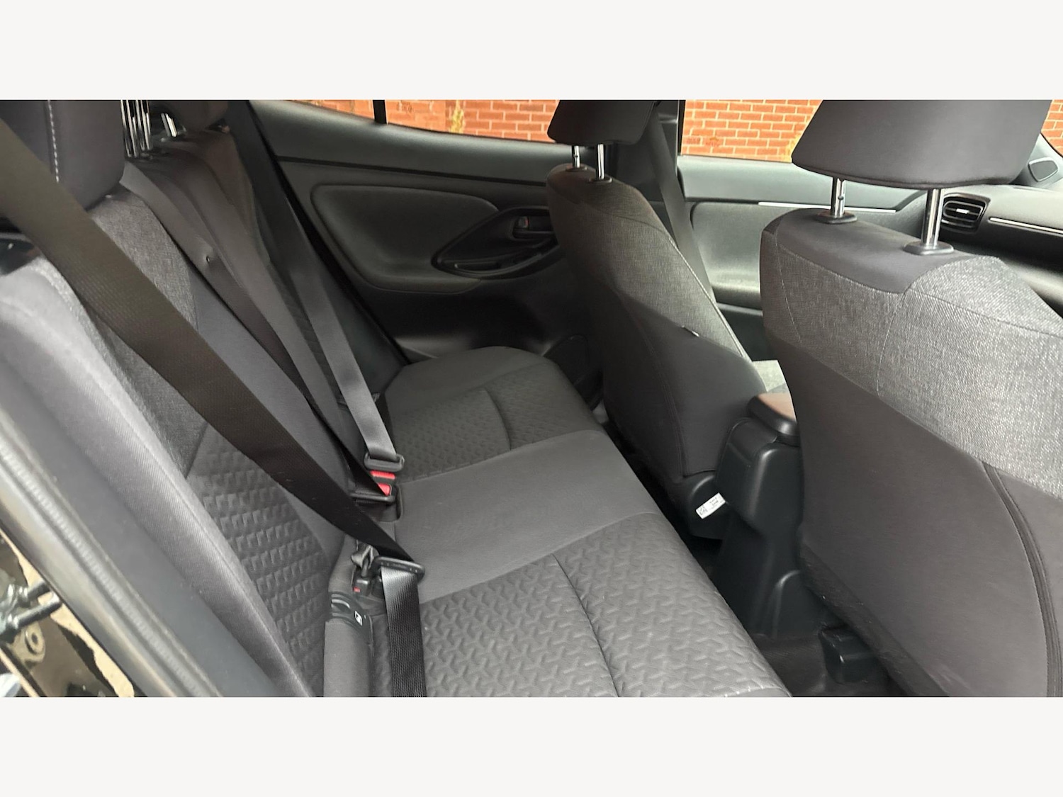 Used Toyota Yaris Cross 2022 for sale - 76646278: Photo 14