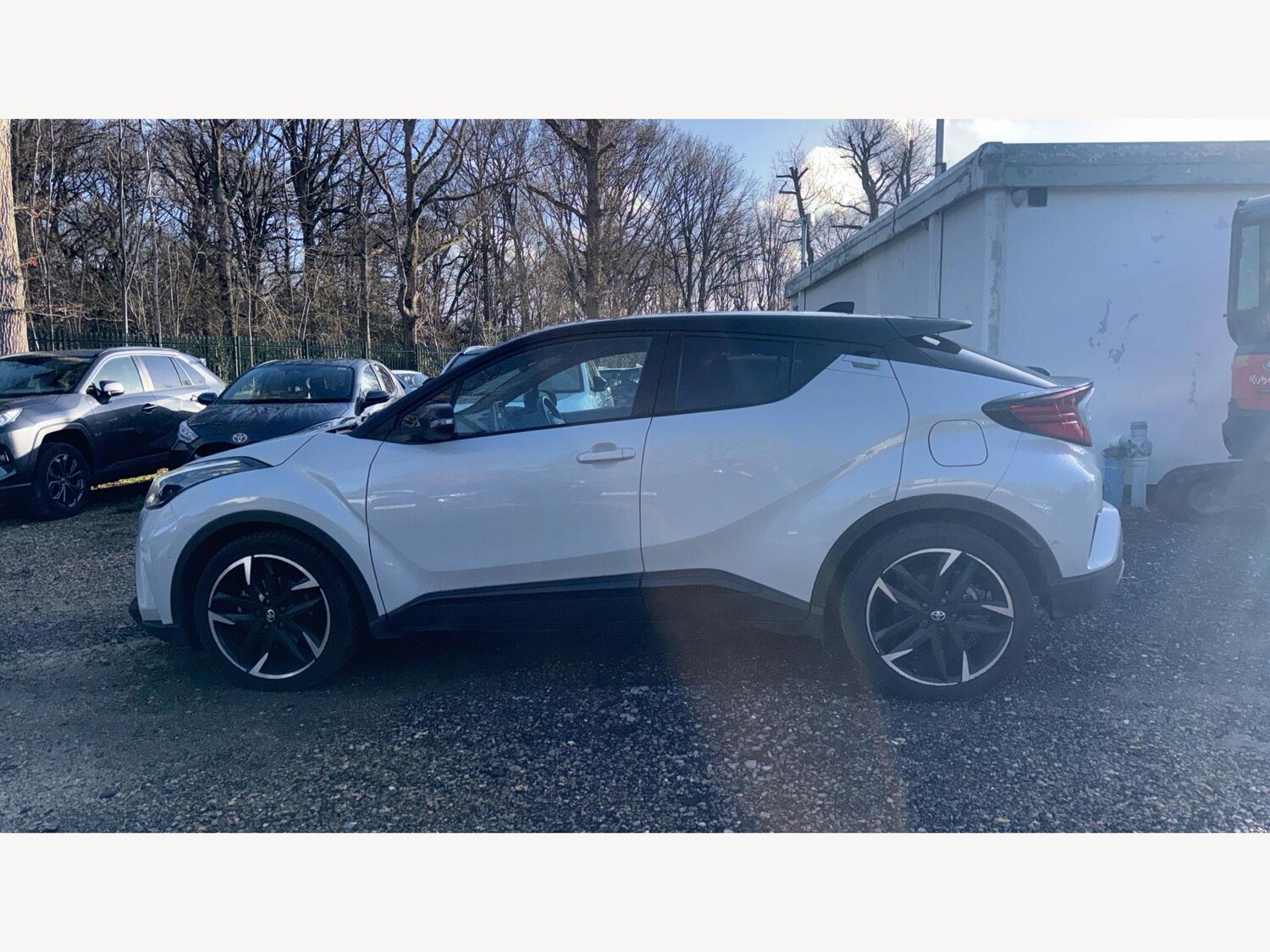 Used Toyota C-HR for sale - 77497527: Photo 19