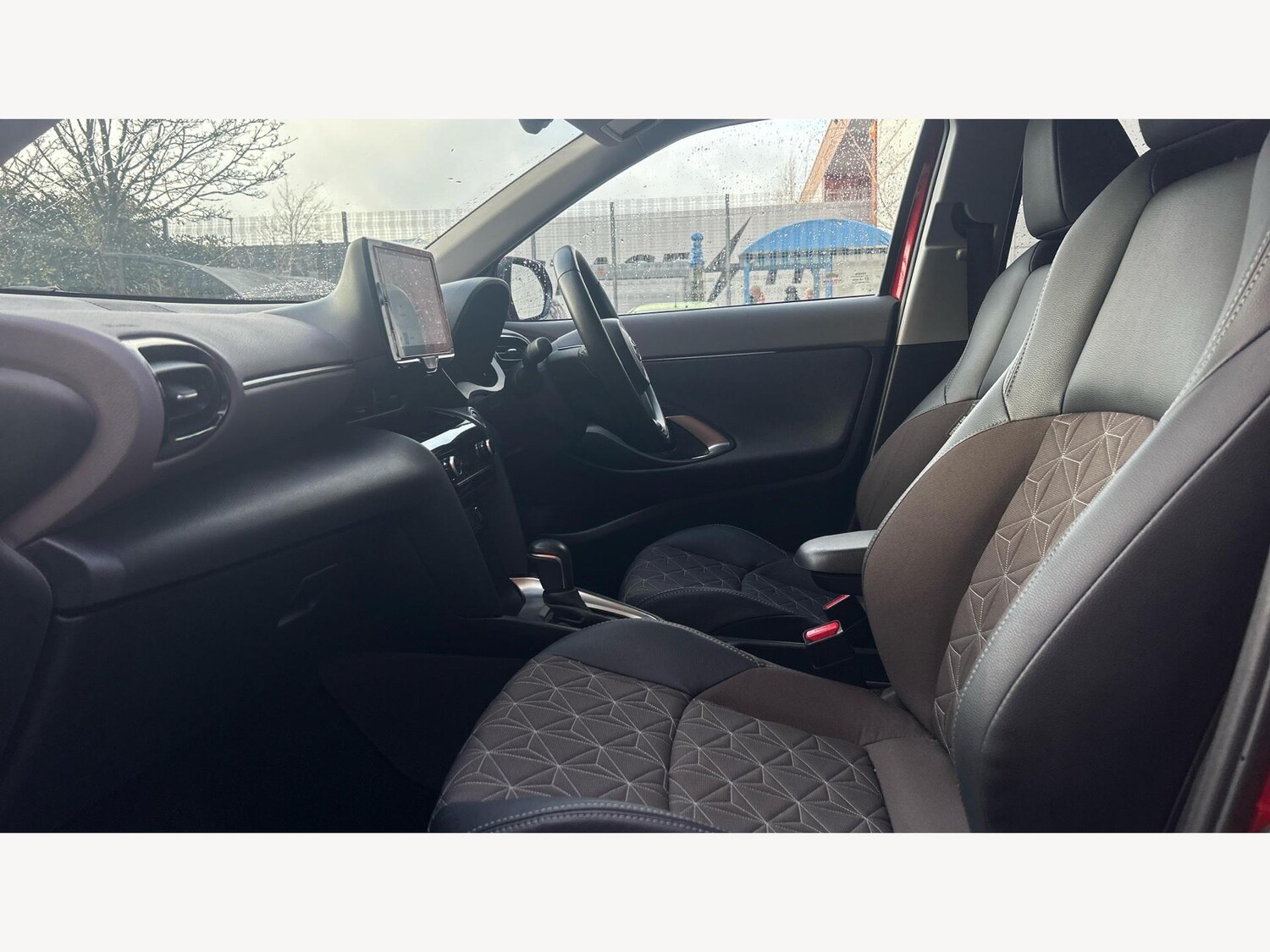 Used Toyota Yaris Cross 2024 for sale - 77497155: Photo 12