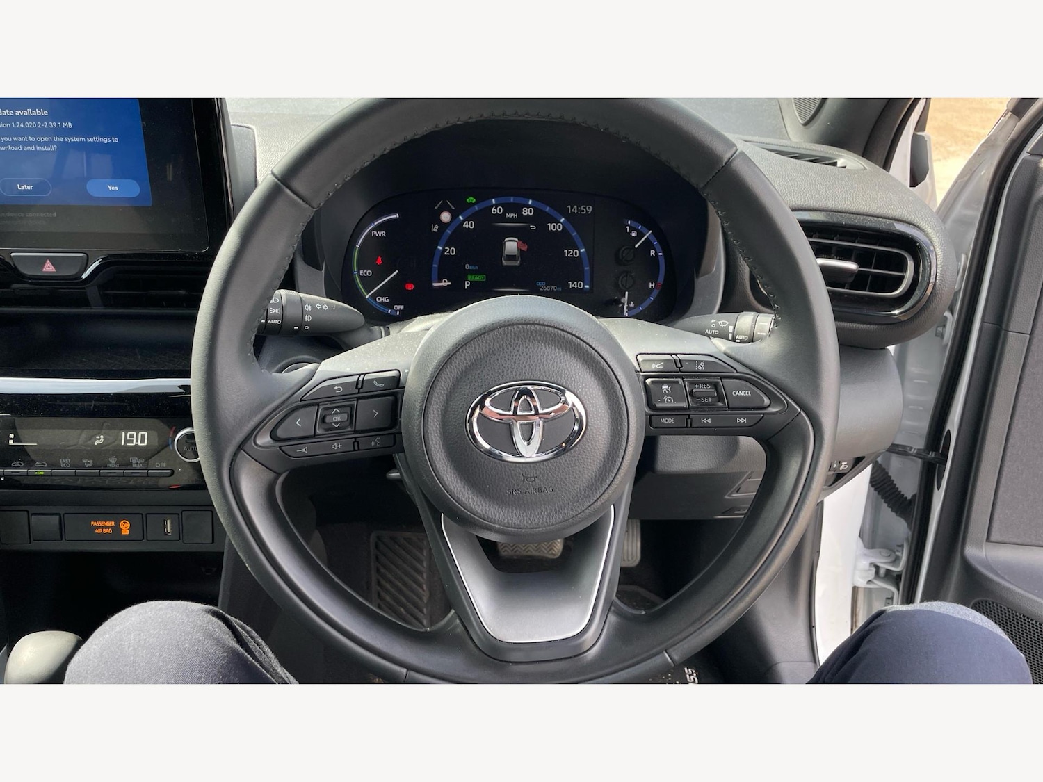 Used Toyota Yaris Cross 2024 for sale - 76592152: Photo 10