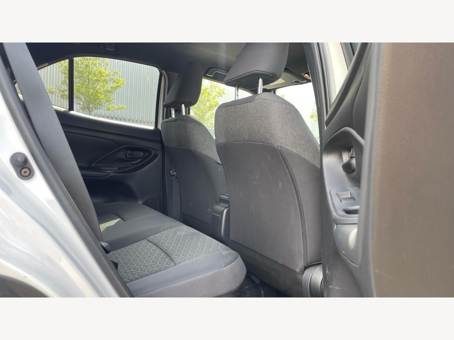 Used Toyota Yaris Cross 2024 for sale - 76592152: Photo 14