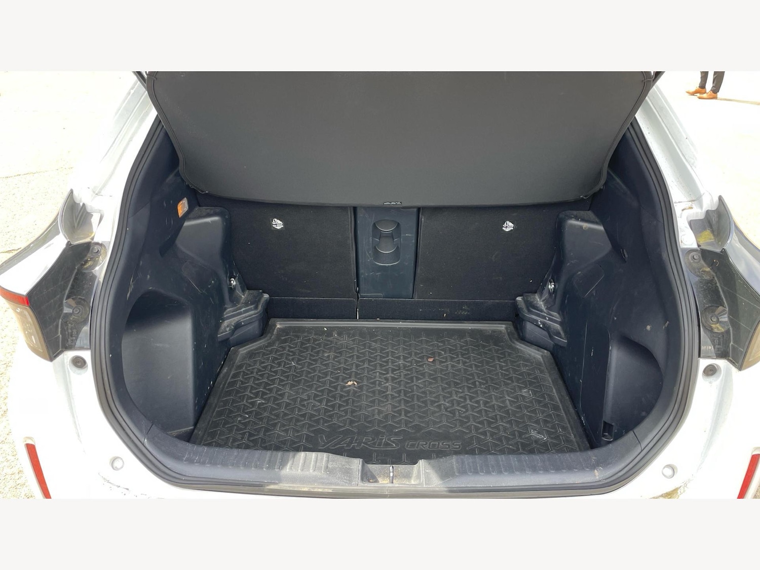 Used Toyota Yaris Cross 2024 for sale - 76592152: Photo 16