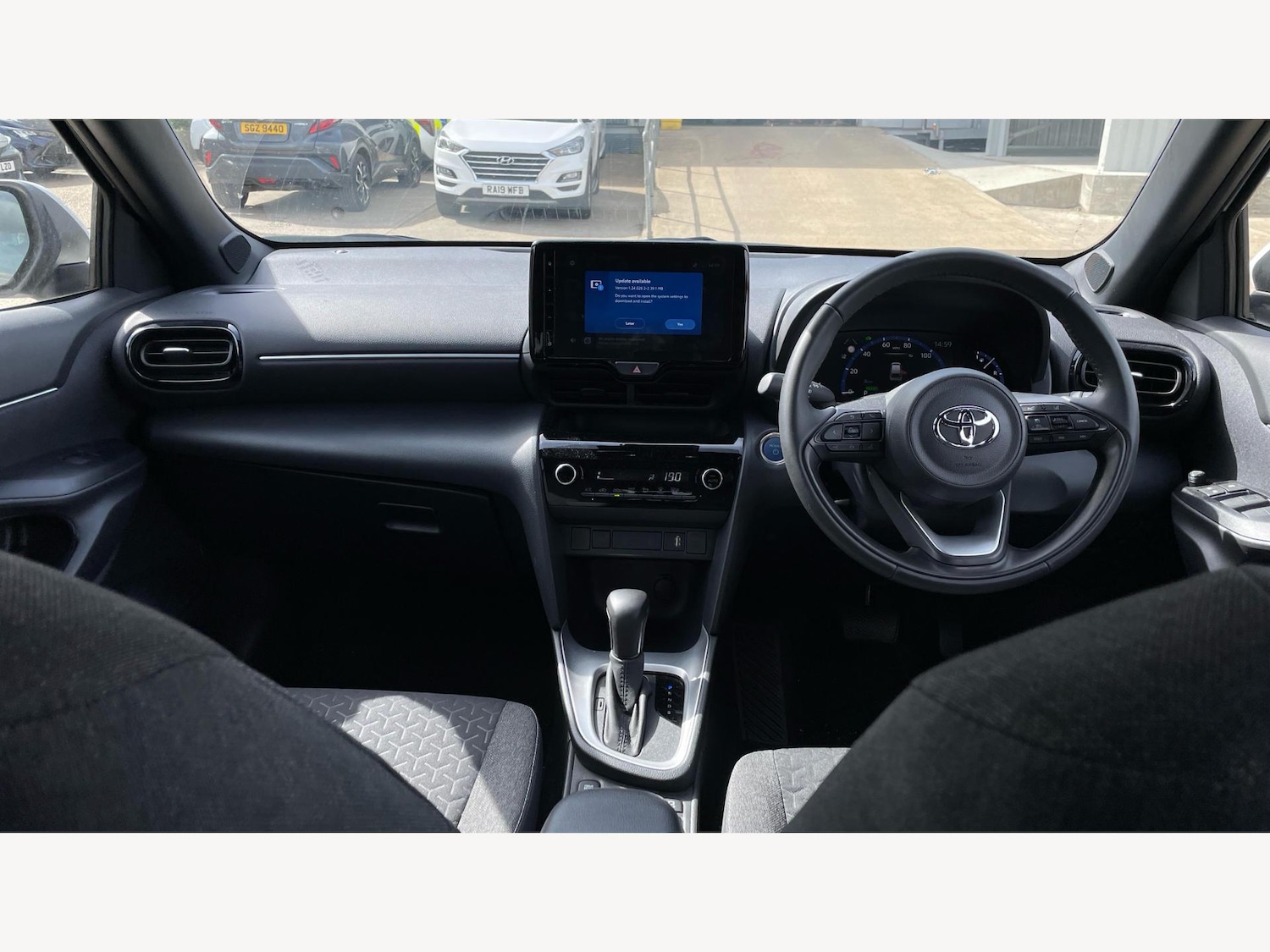 Used Toyota Yaris Cross 2024 for sale - 76592152: Photo 7