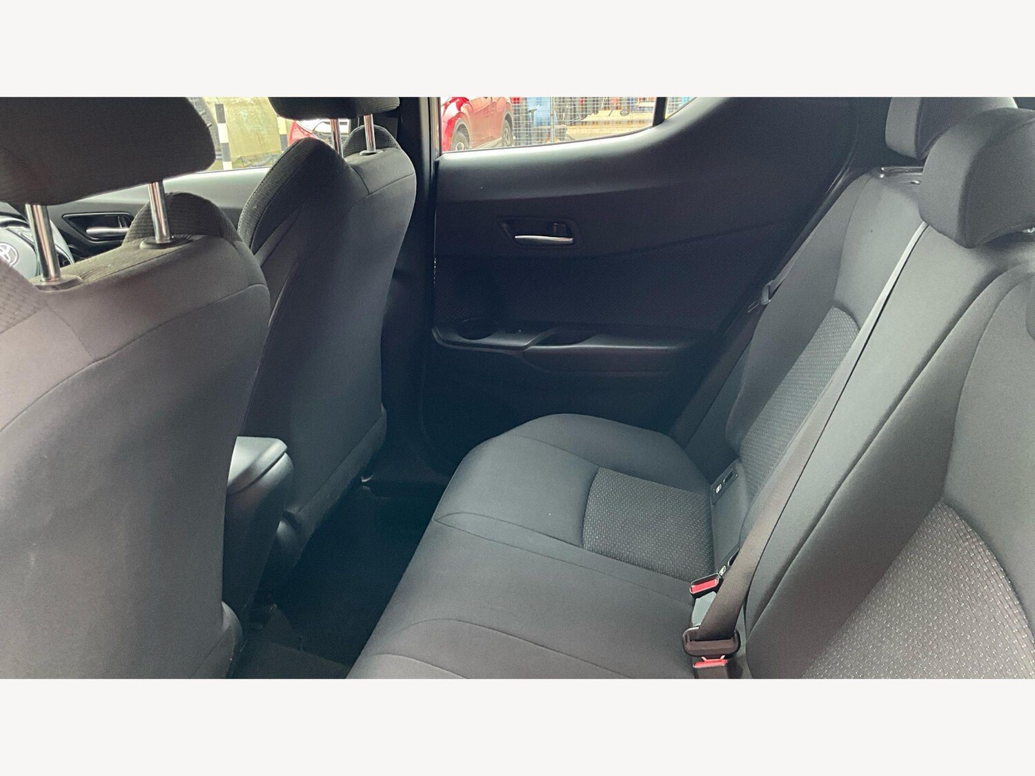 Used Toyota C-HR for sale - 77909180: Photo 15