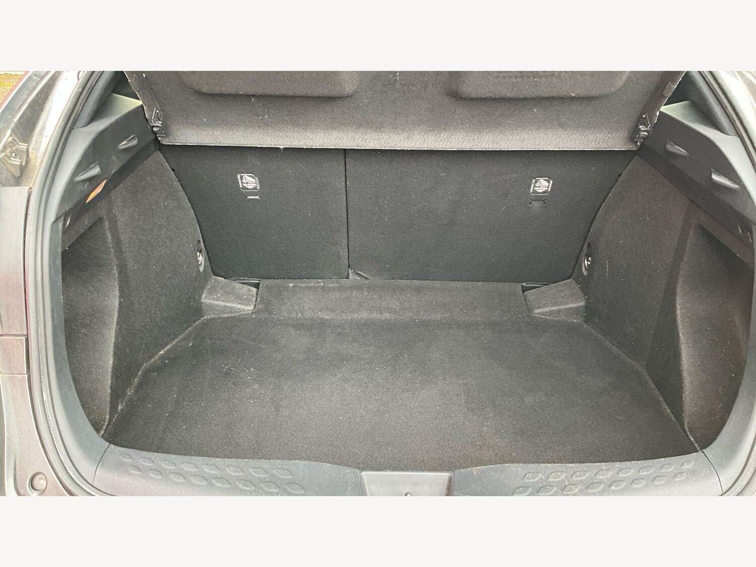 Used Toyota C-HR for sale - 77909180: Photo 16