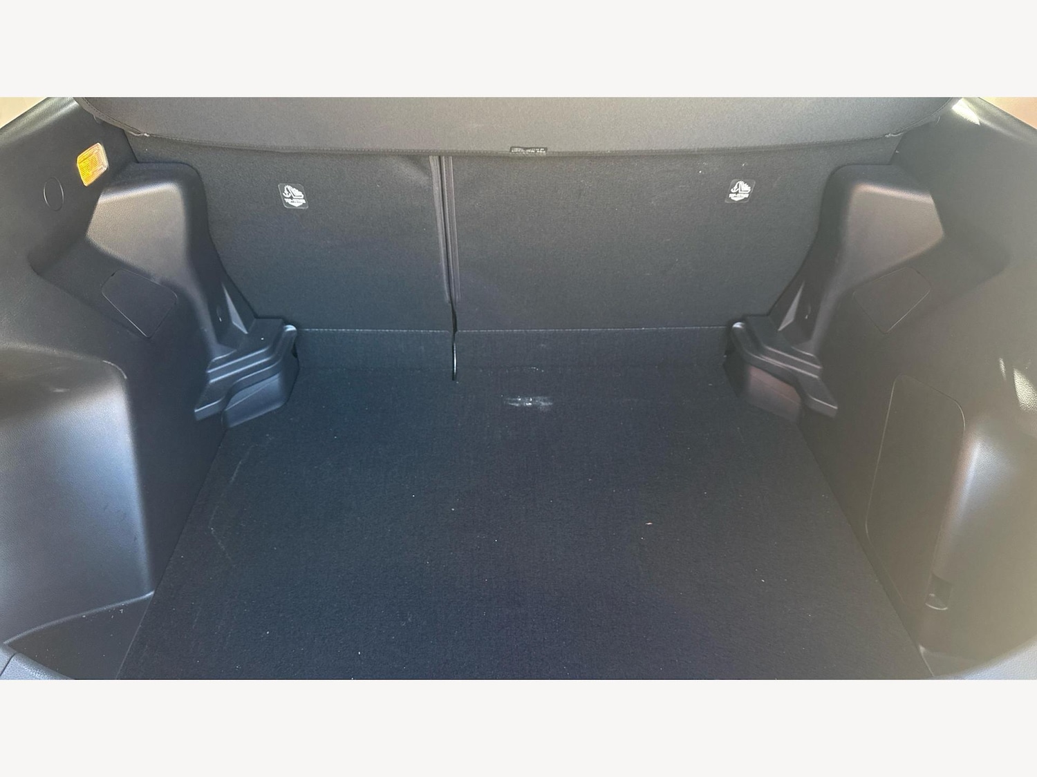Used Toyota Yaris Cross 2022 for sale - 76370691: Photo 16