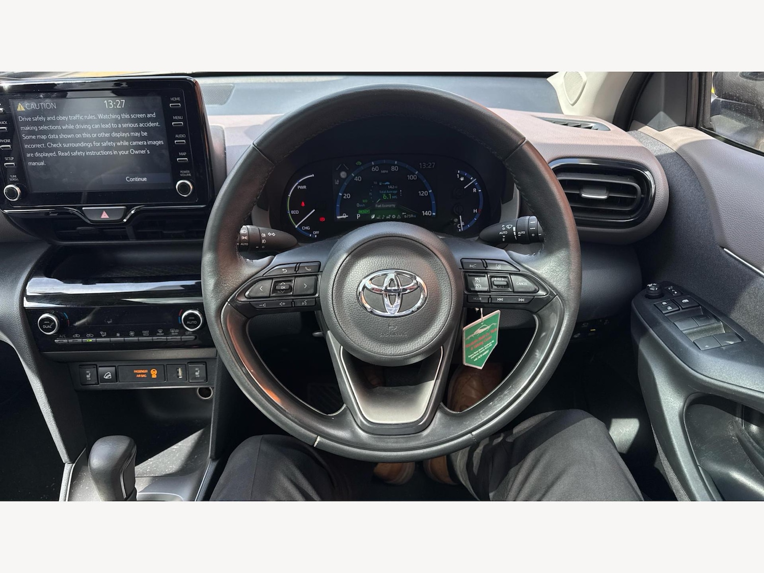 Used Toyota Yaris Cross 2023 for sale - 76295568: Photo 8