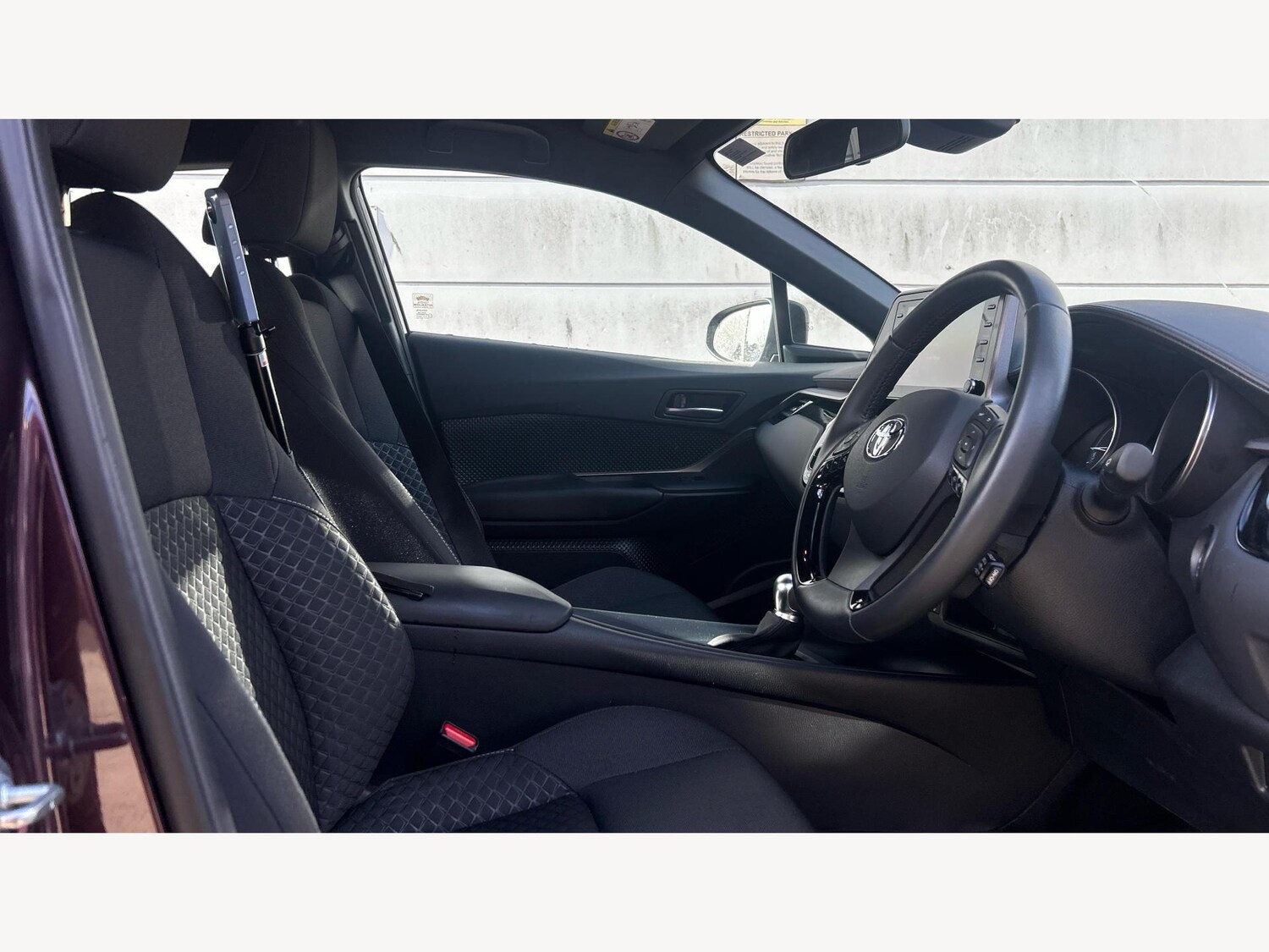 Used Toyota C-HR 2022 for sale - 76645429: Photo 13