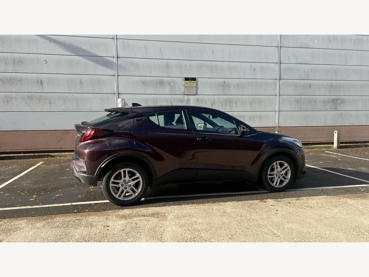 Used Toyota C-HR 2022 for sale - 76645429: Photo 18