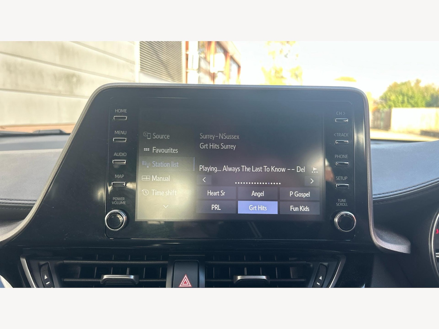 Used Toyota C-HR 2022 for sale - 76645429: Photo 9