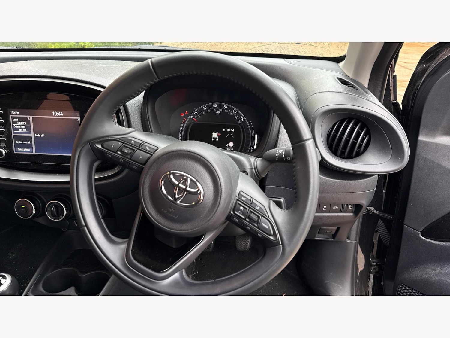 Used Toyota Aygo X 2023 for sale - 76174999: Photo 10