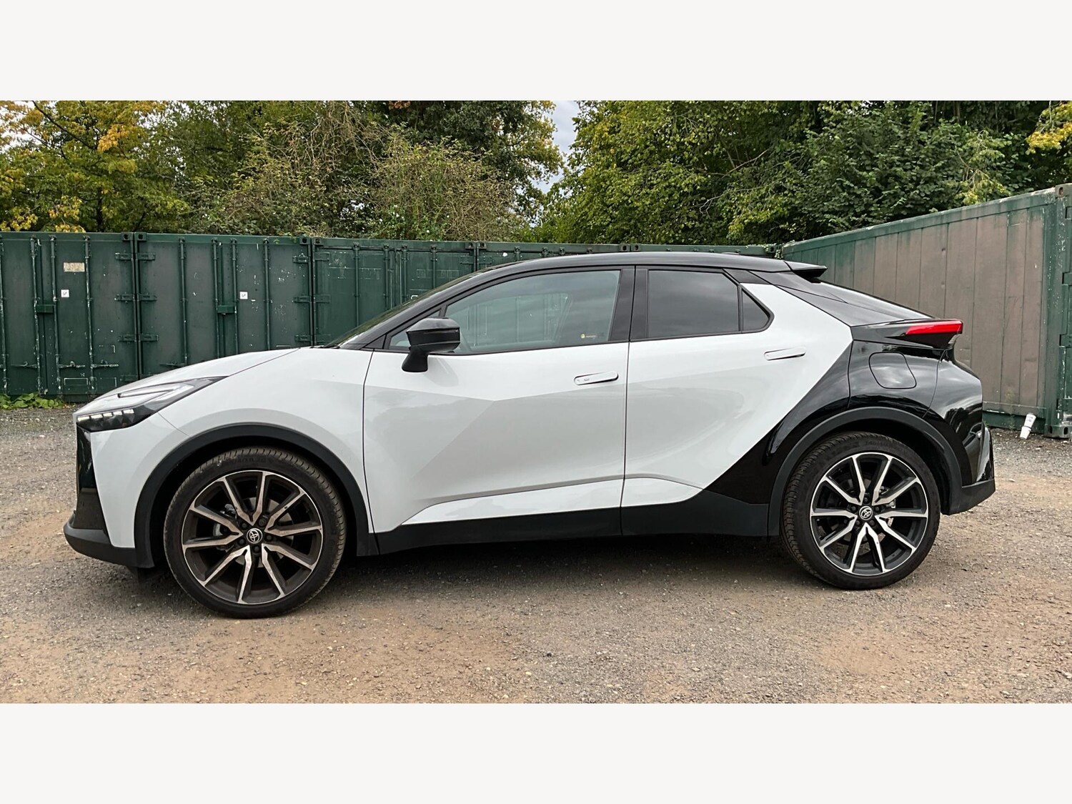 Used Toyota C-HR 2025 for sale - 76071713: Photo 19