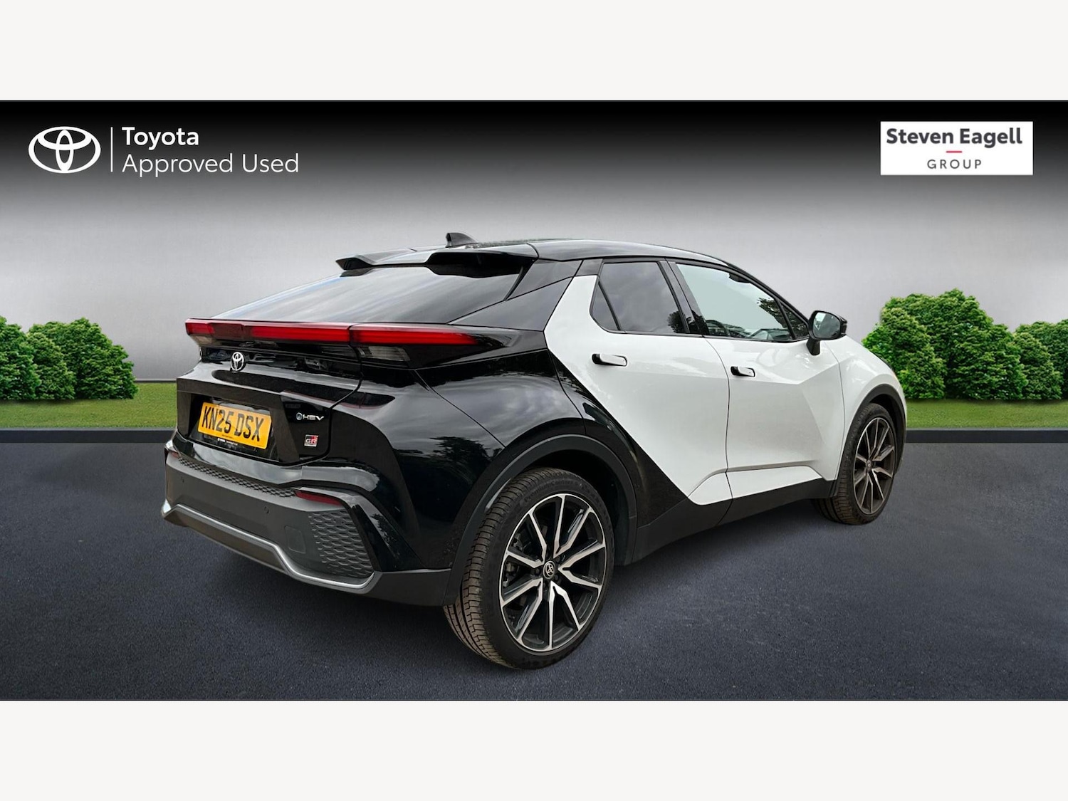 Used Toyota C-HR 2025 for sale - 76071713: Photo 2
