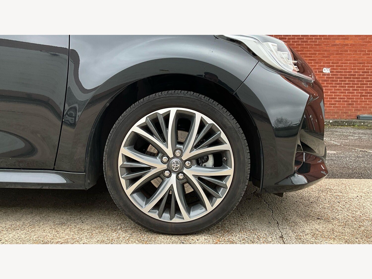 Used Toyota Yaris 2024 for sale - 77646387: Photo 20