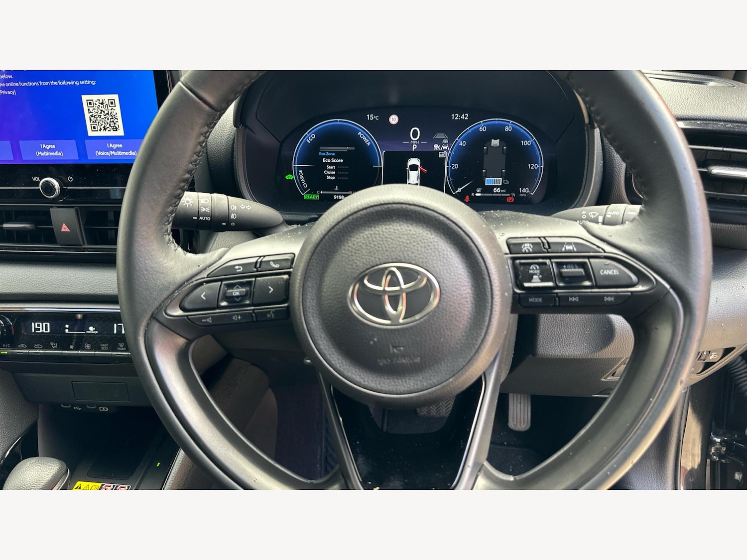 Used Toyota Yaris 2024 for sale - 76499008: Photo 10