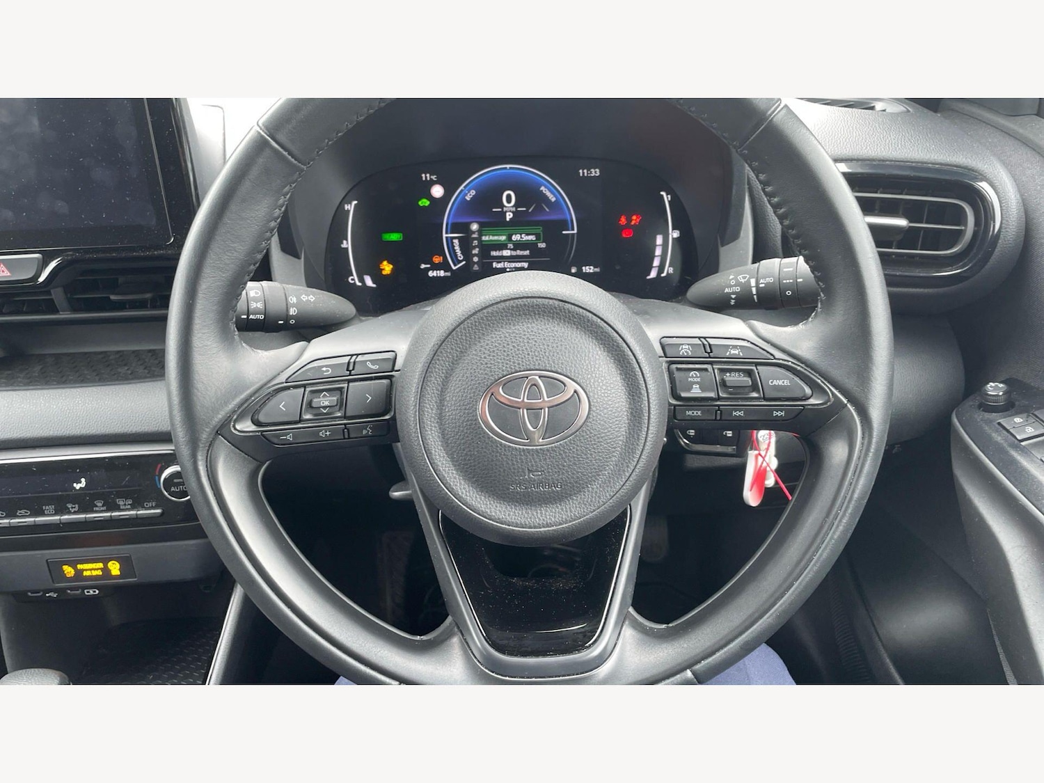 Used Toyota Yaris for sale - 77825145: Photo 10