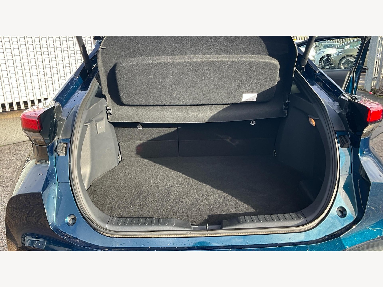 Used Toyota C-HR 2024 for sale - 77143064: Photo 16