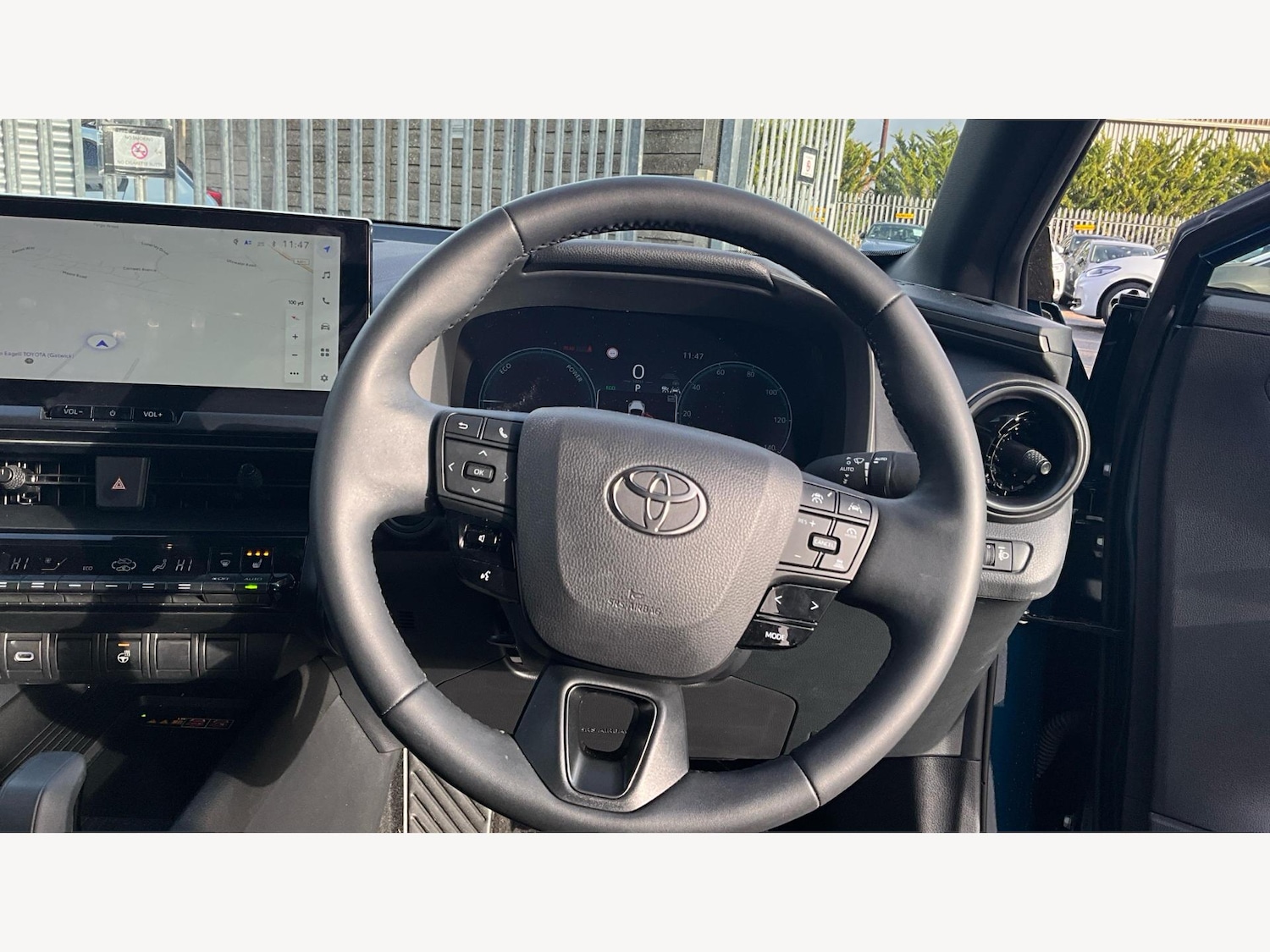 Used Toyota C-HR 2024 for sale - 77143064: Photo 8