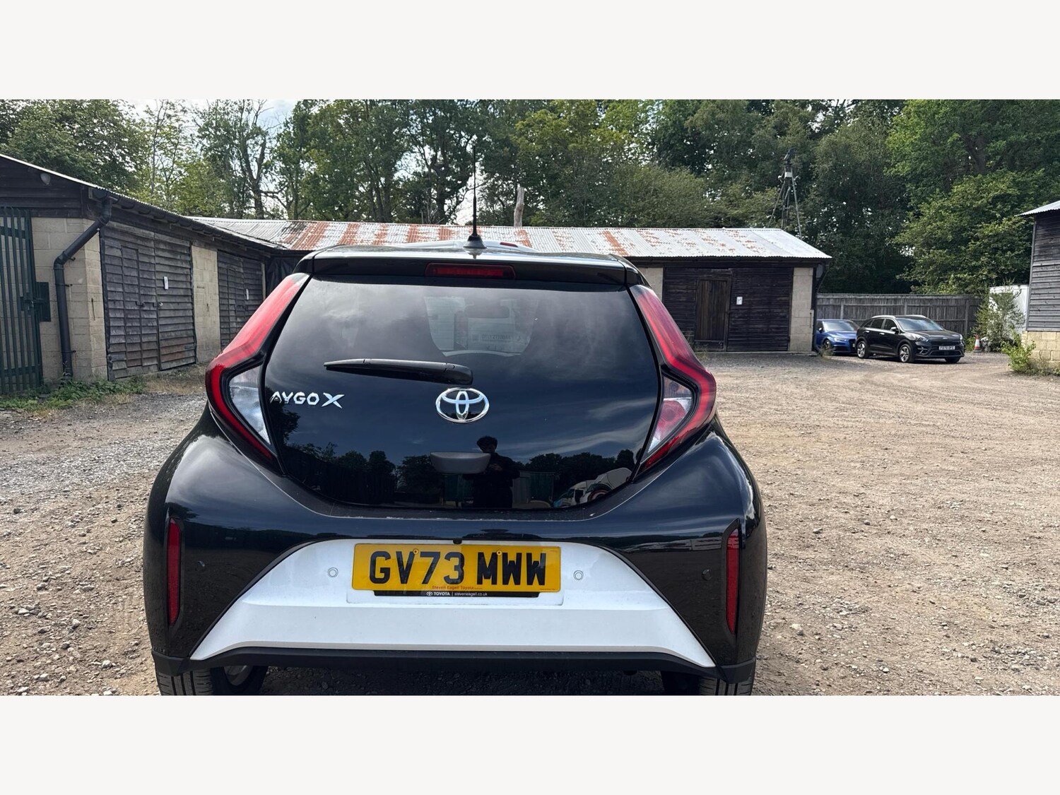 Vehicle 21
