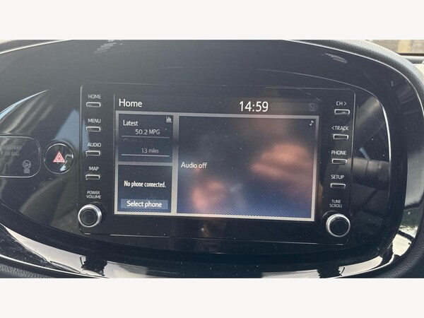 Used Toyota Aygo X 2023 for sale - 75448409: Photo 9