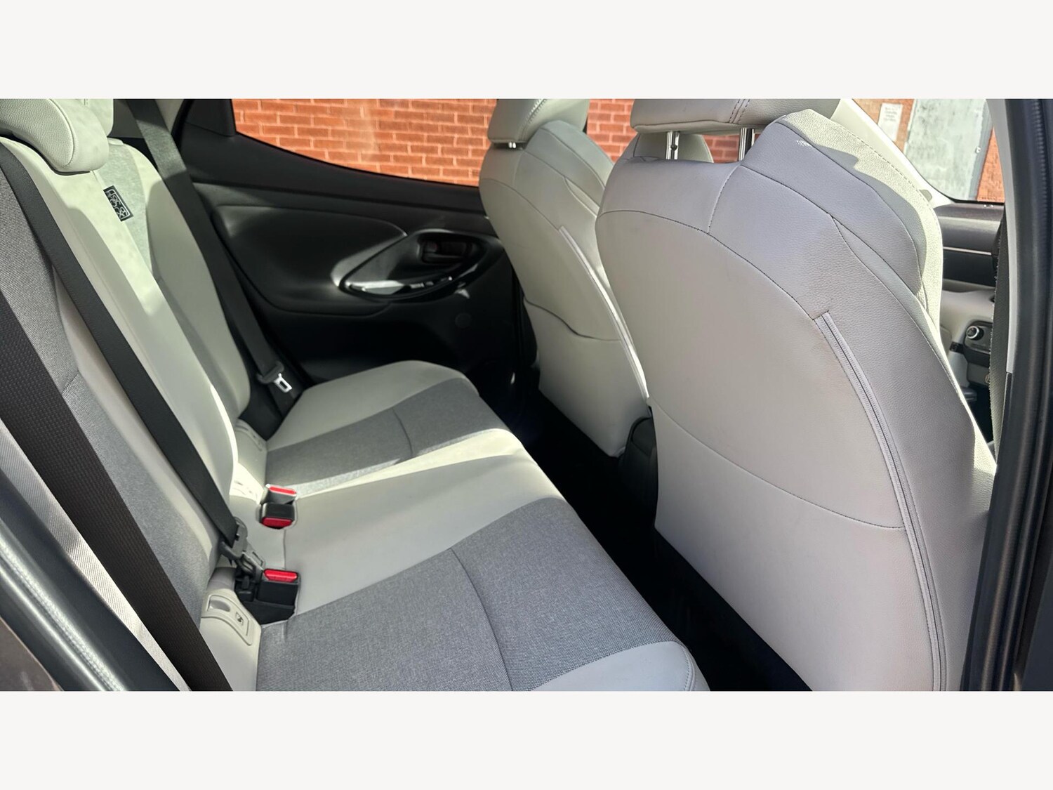 Used Toyota Yaris 2022 for sale - 76513067: Photo 14