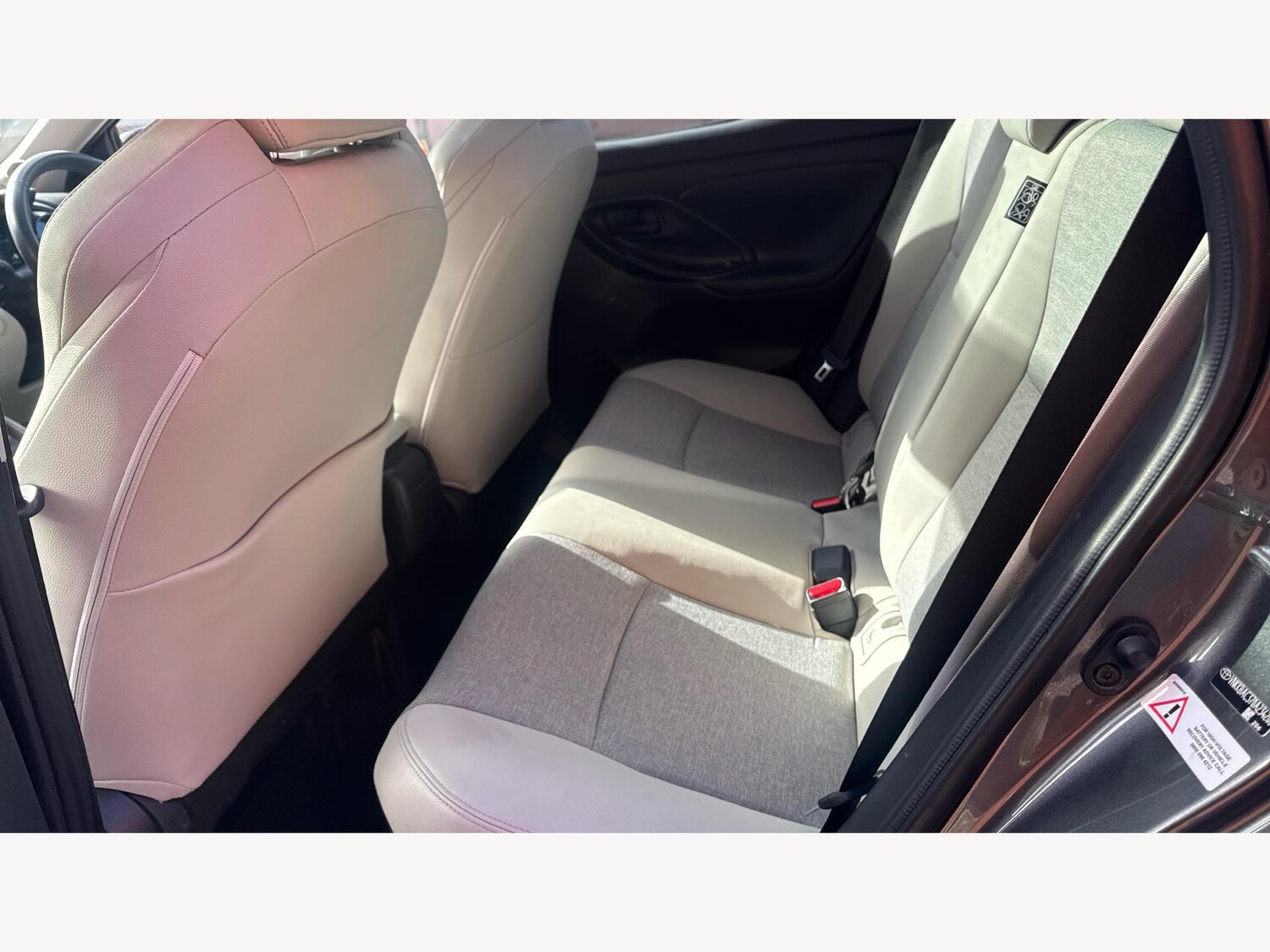 Used Toyota Yaris 2022 for sale - 76513067: Photo 15