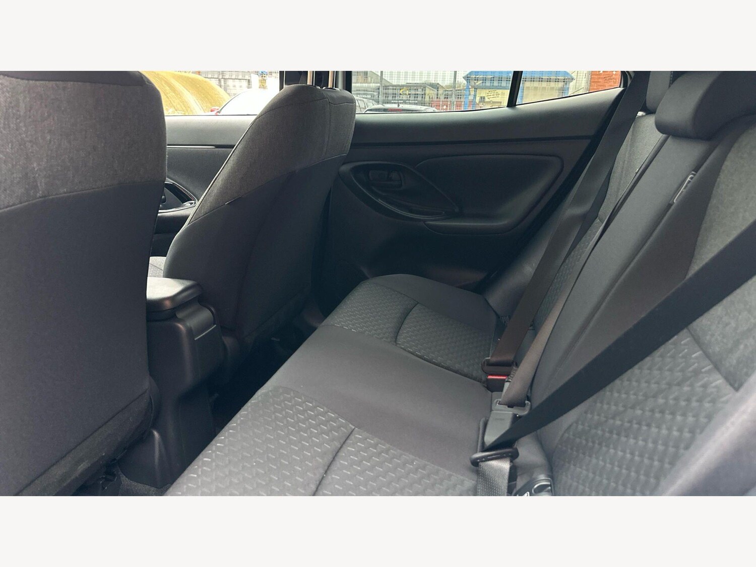Used Toyota Yaris Cross for sale - 77924927: Photo 15