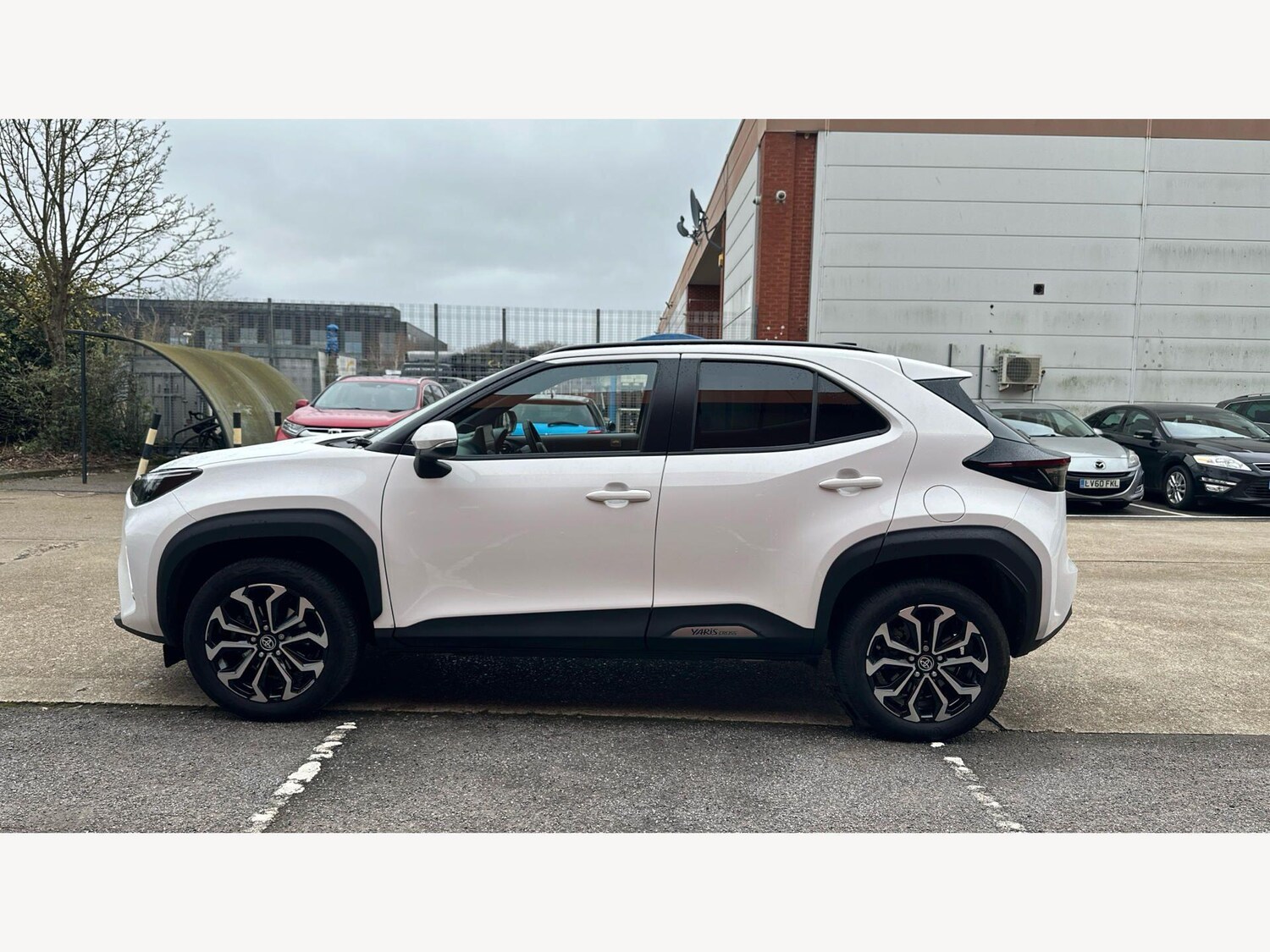 Used Toyota Yaris Cross for sale - 77924927: Photo 19