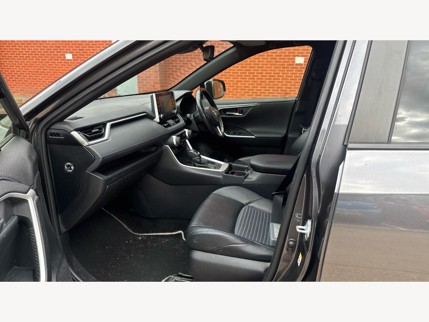 Used Toyota RAV4 2019 for sale - 76772055: Photo 12