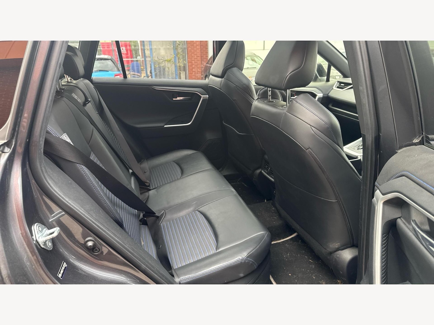 Used Toyota RAV4 2019 for sale - 76772055: Photo 14