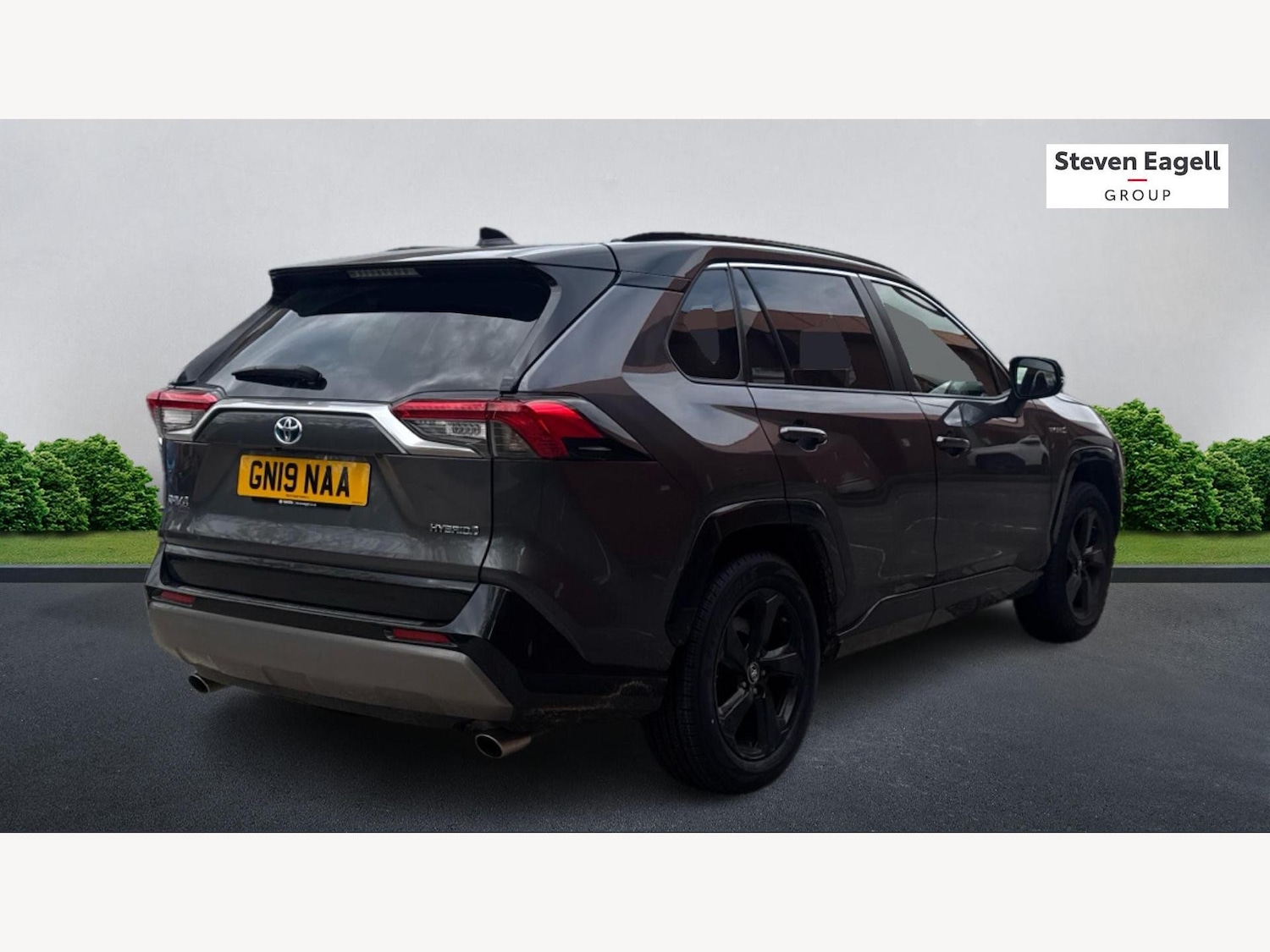 Used Toyota RAV4 2019 for sale - 76772055: Photo 2