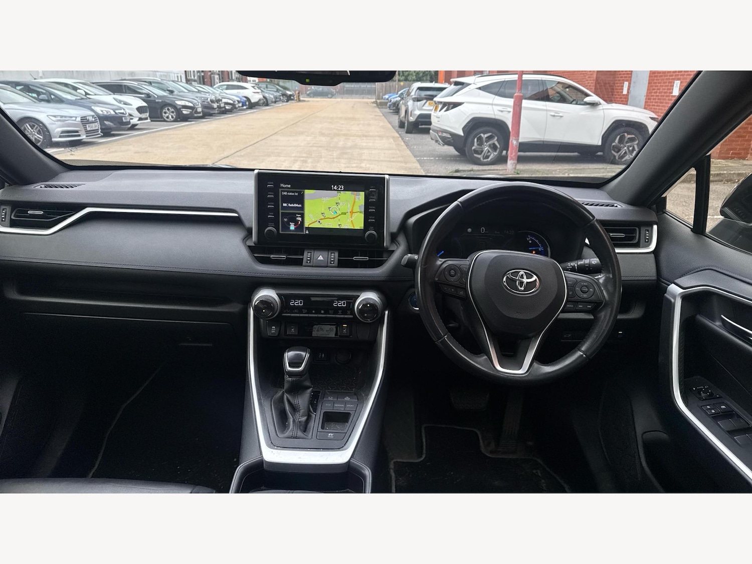 Used Toyota RAV4 2019 for sale - 76772055: Photo 7