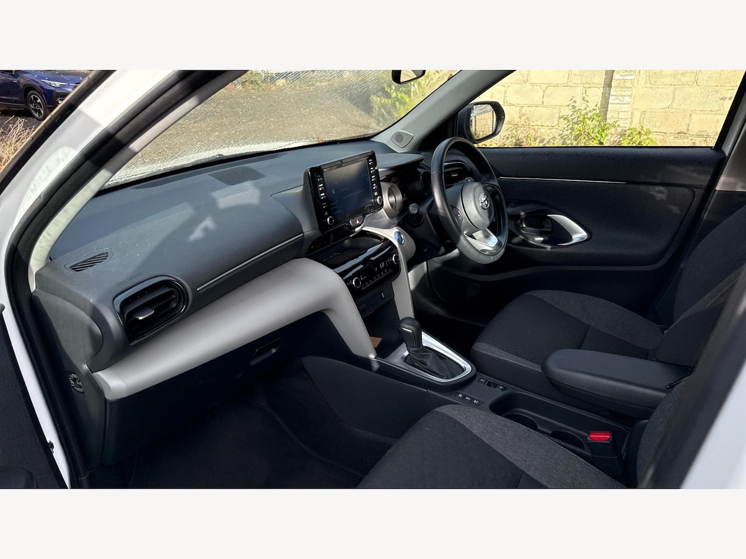 Used Toyota Yaris Cross 2022 for sale - 76360821: Photo 12