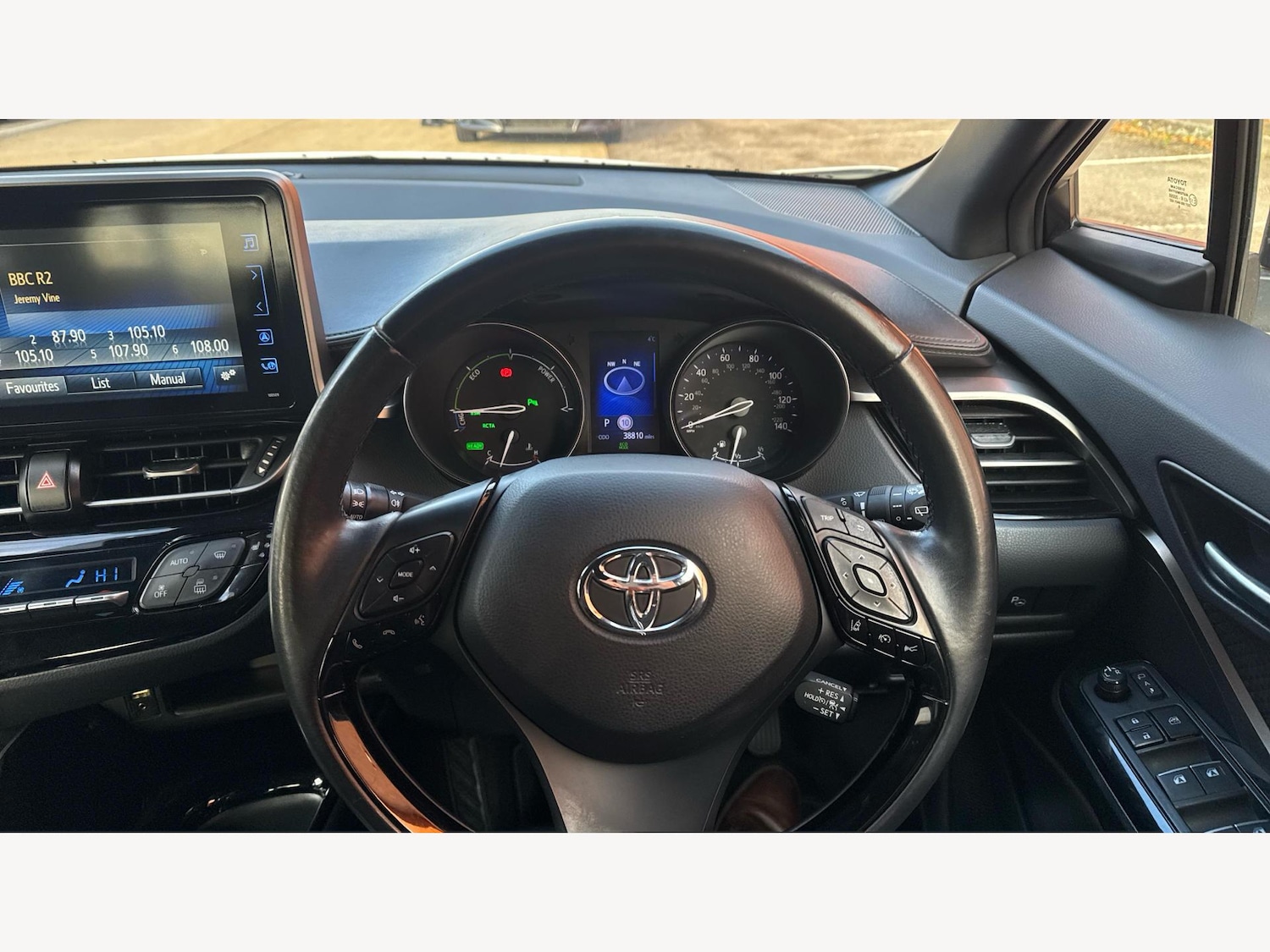 Used Toyota C-HR 2019 for sale - 76644680: Photo 10