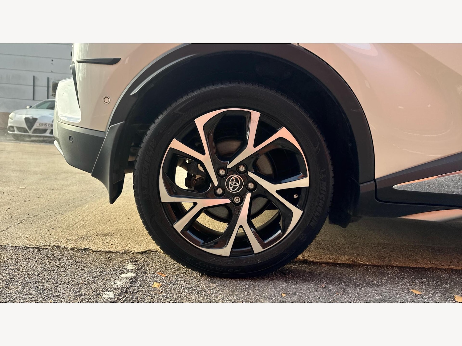 Used Toyota C-HR 2019 for sale - 76644680: Photo 20