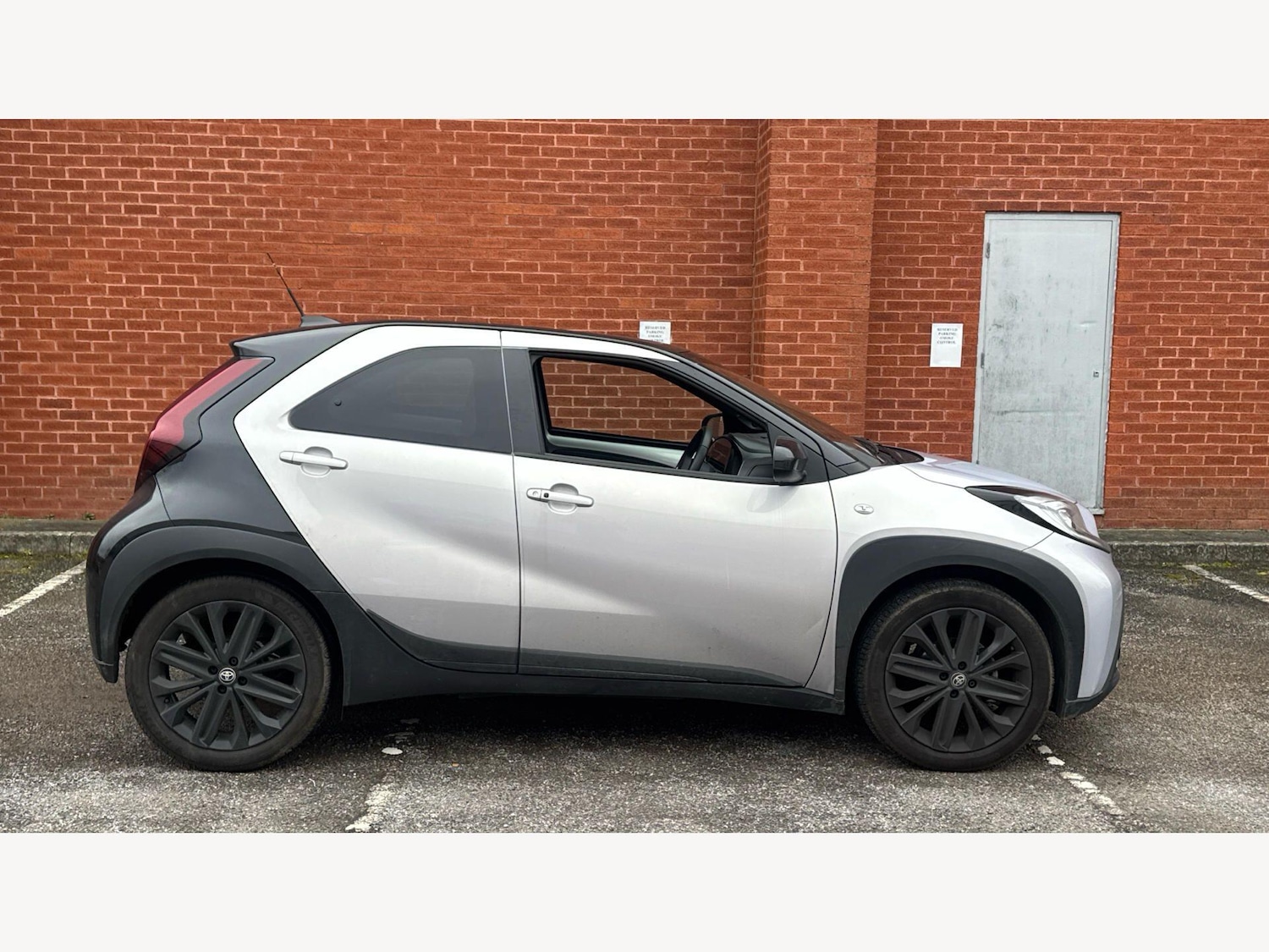 Used Toyota Aygo X 2025 for sale - 77978025: Photo 18