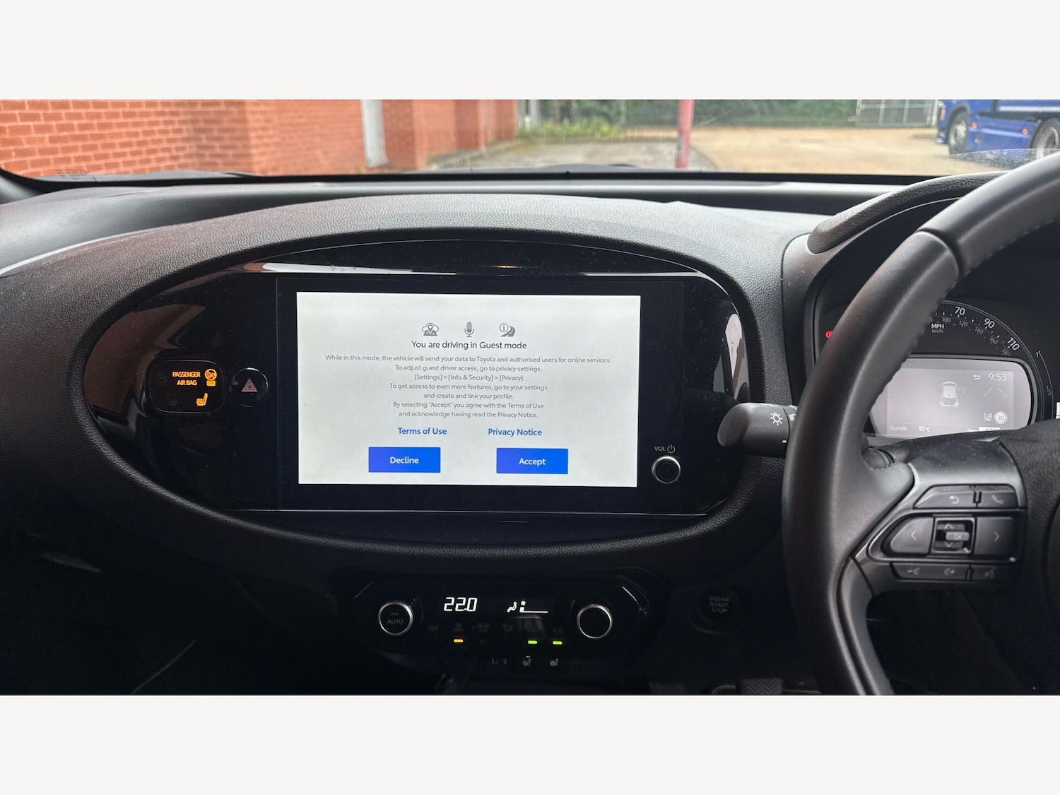 Used Toyota Aygo X 2025 for sale - 77978025: Photo 9