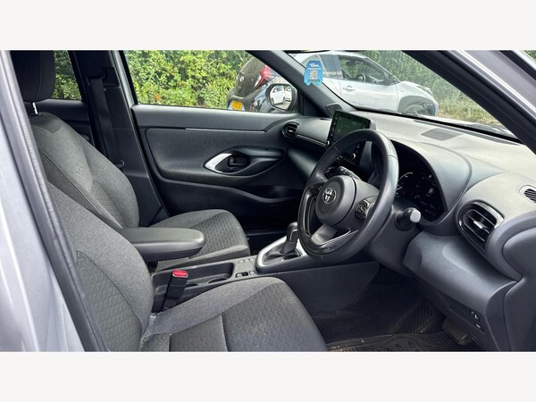Used Toyota Yaris Cross 2022 for sale - 75635379: Photo 13