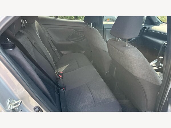 Used Toyota Yaris Cross 2022 for sale - 75635379: Photo 14