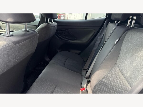 Used Toyota Yaris Cross 2022 for sale - 75635379: Photo 15
