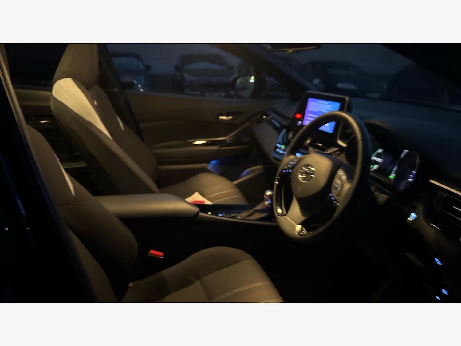 Used Toyota C-HR 2023 for sale - 76498970: Photo 13