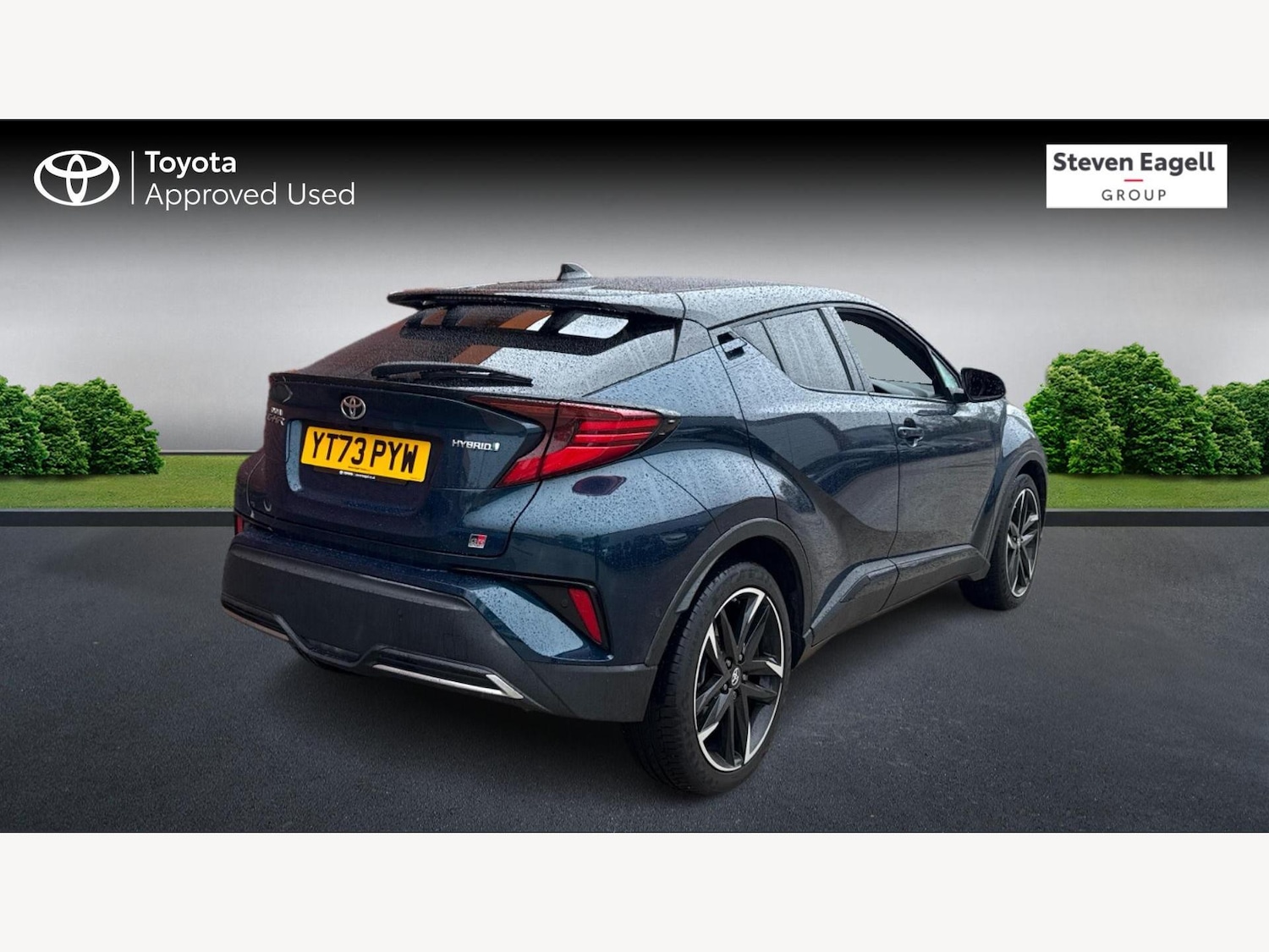 Used Toyota C-HR 2023 for sale - 76498970: Photo 2
