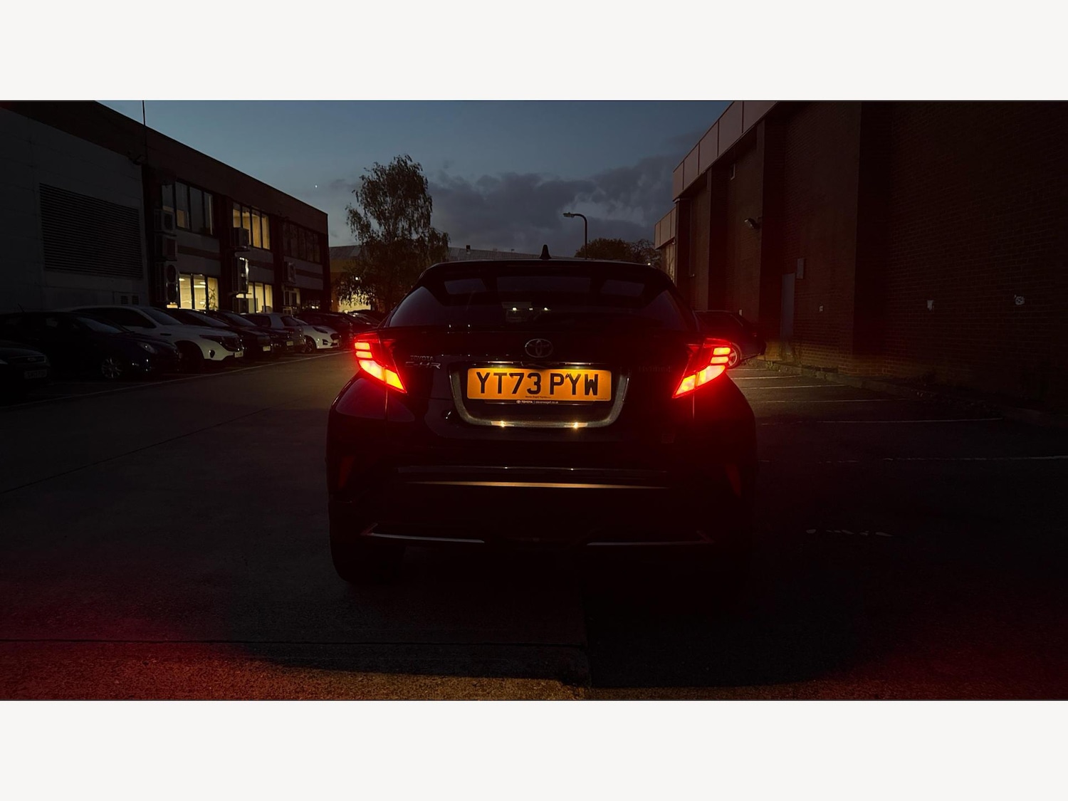 Used Toyota C-HR 2023 for sale - 76498970: Photo 21