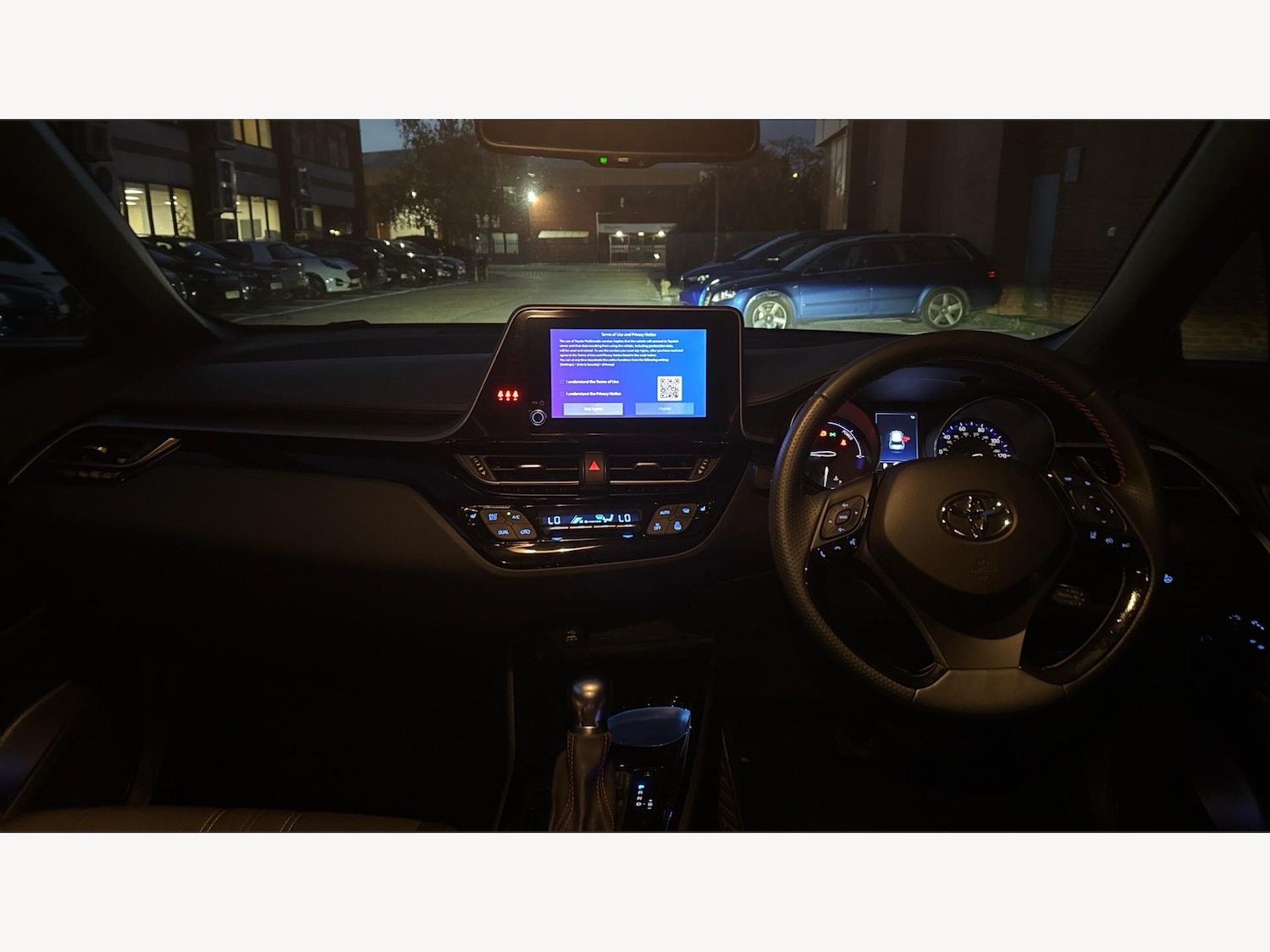 Used Toyota C-HR 2023 for sale - 76498970: Photo 7