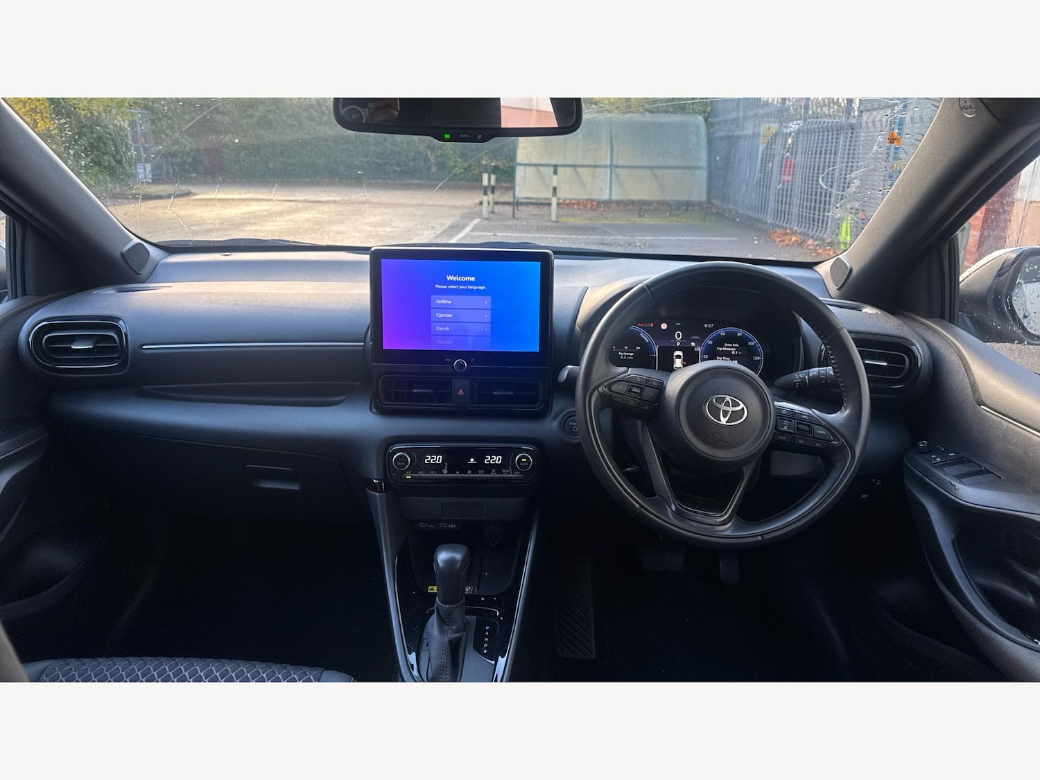 Used Toyota Yaris 2024 for sale - 76513271: Photo 7