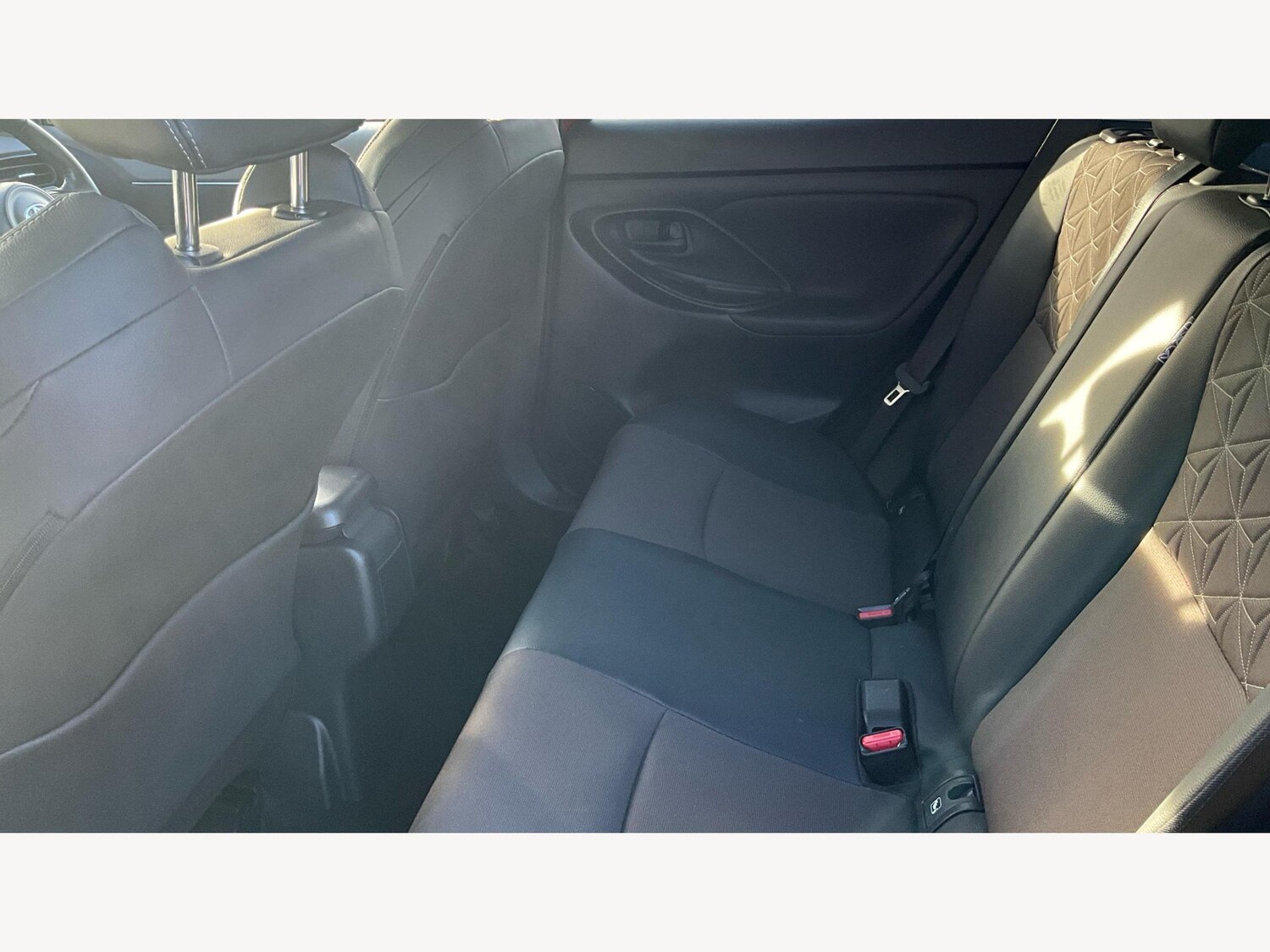 Used Toyota Yaris Cross 2023 for sale - 77175250: Photo 15