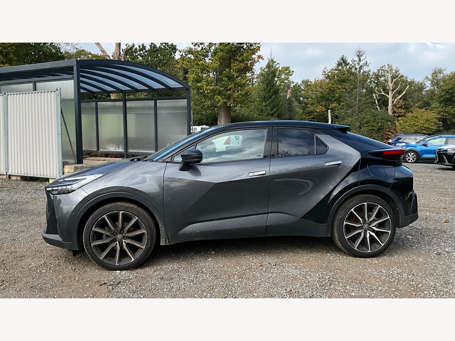 Used Toyota C-HR for sale - 77825076: Photo 19
