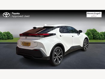 Used Toyota C-HR 2023 for sale - 75768516: Photo