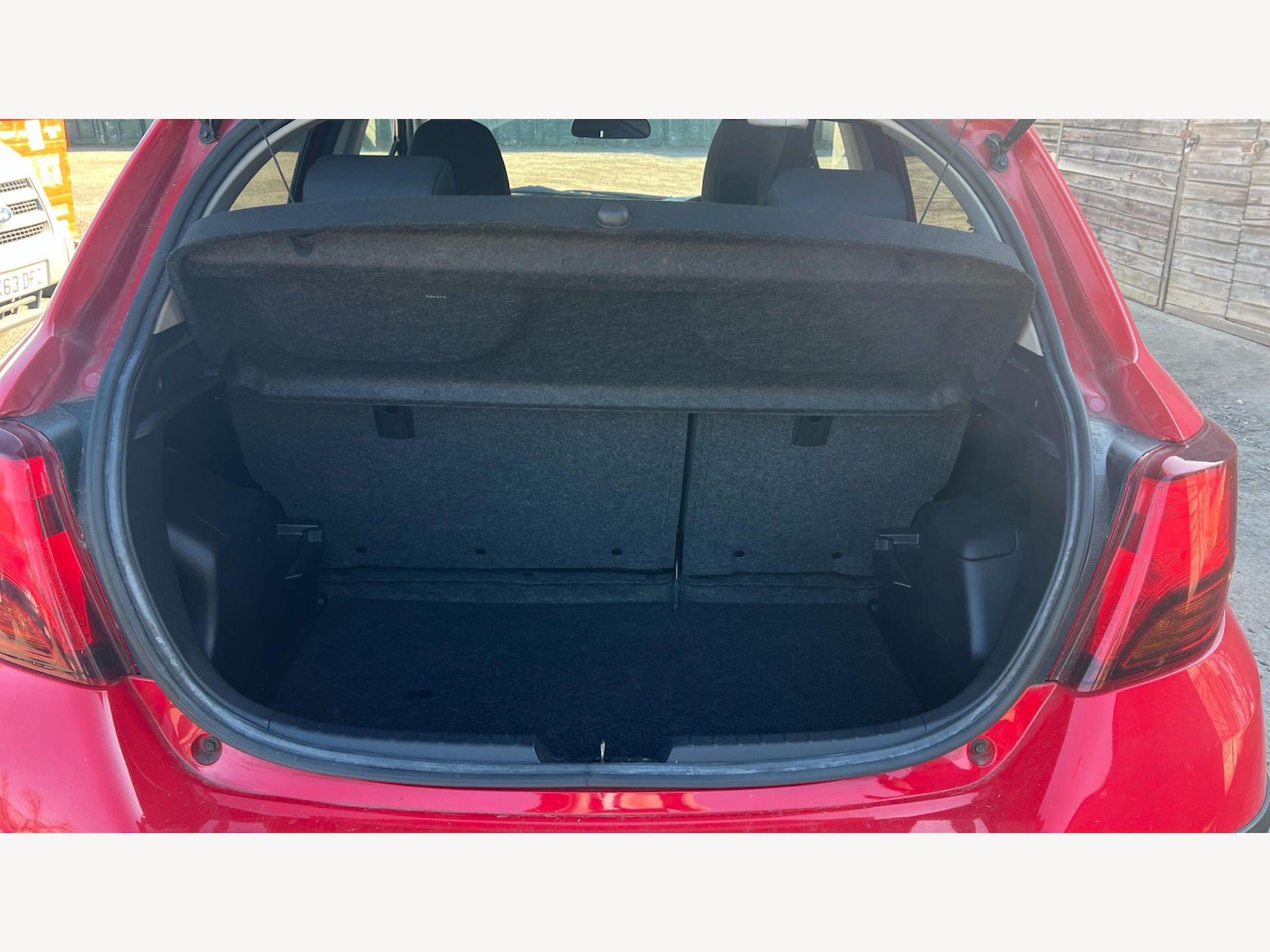 Used Toyota Yaris 2016 for sale - 77993941: Photo 16