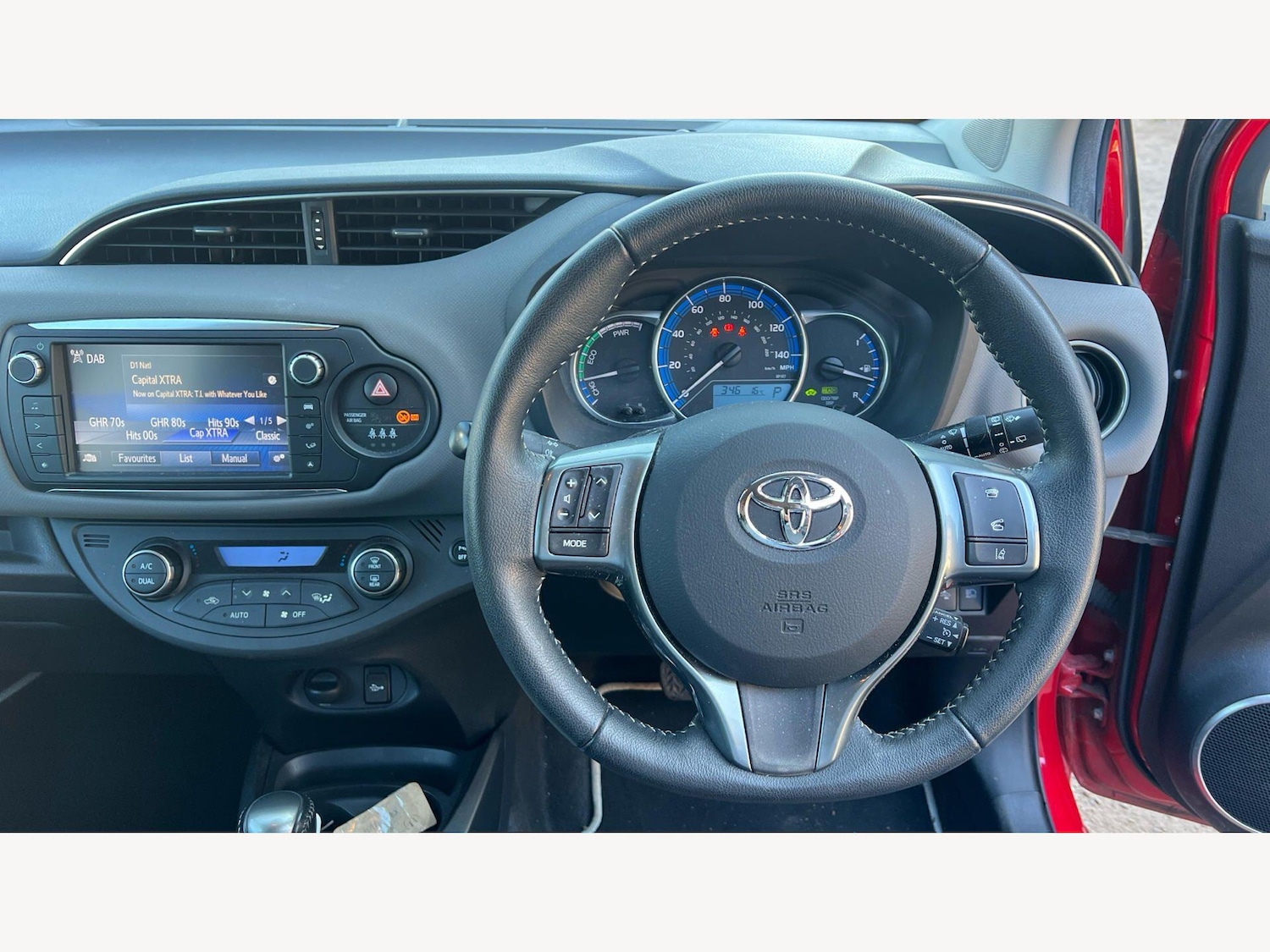 Used Toyota Yaris 2016 for sale - 77993941: Photo 8
